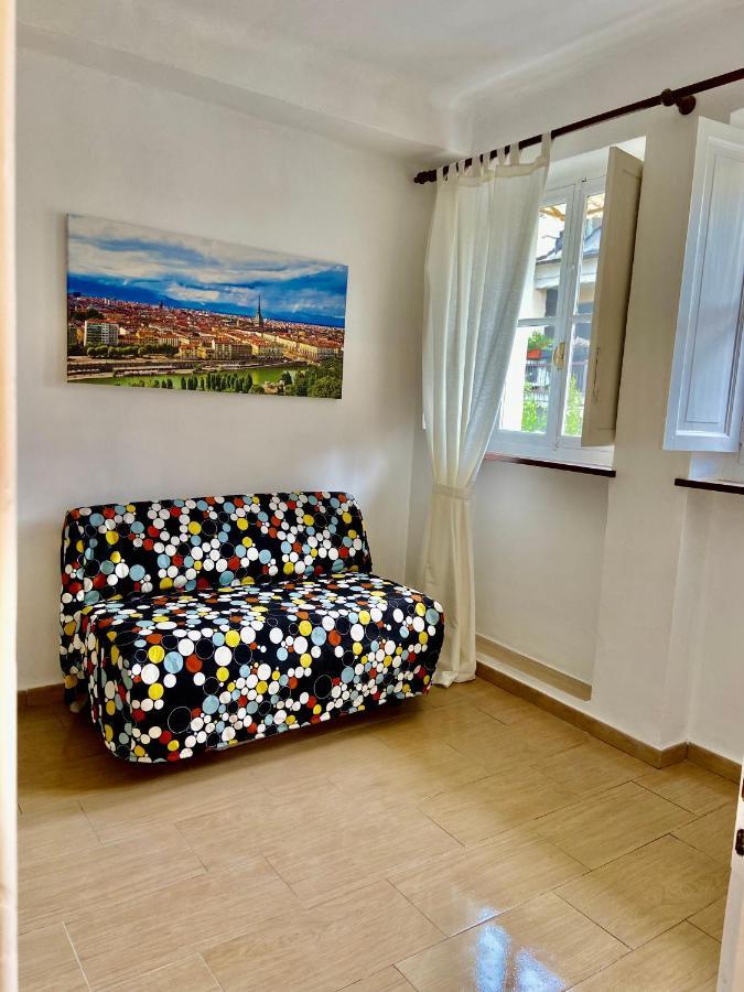 Apartment Morosini 11 *